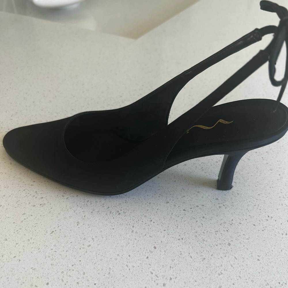 Nina size 6.5 Beautiful holiday shoes!  Worn once, from non smoking home.